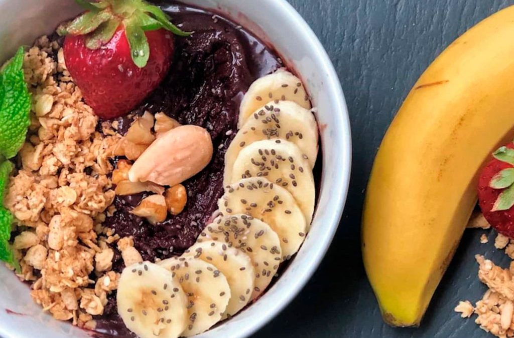 O açaí deve fazer parte da sua alimentação